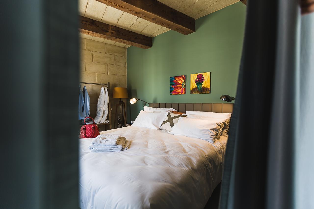 Talbot & Bons Bed & Breakfast Gudja Exterior foto